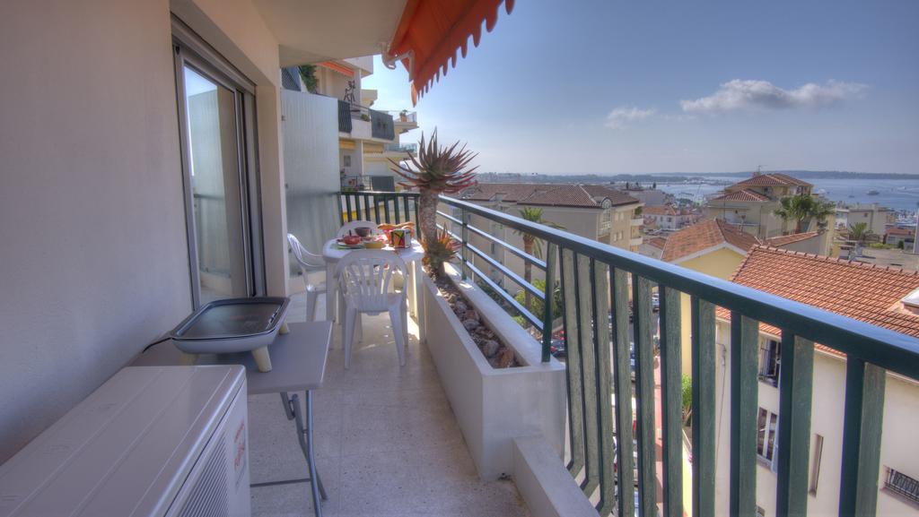 Apartment Beau 2 Pieces 3 Etoiles Vue Mer Et Montagnes Garage Prive Cannes